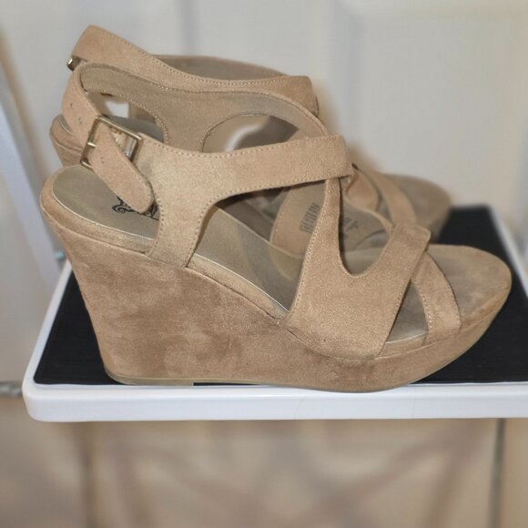 Nude wedges - Picture 1 of 2
